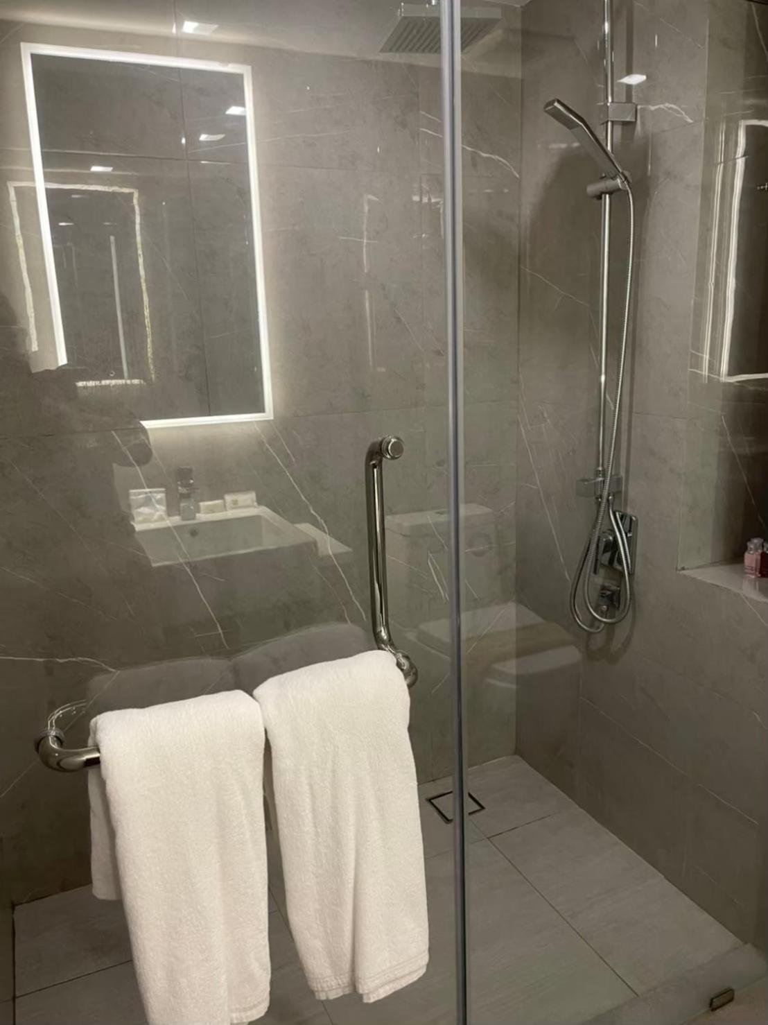 D2 Residences Huahin 华欣市中心近海滩近商场酒店式公寓可加床有连通房型 Cameră foto